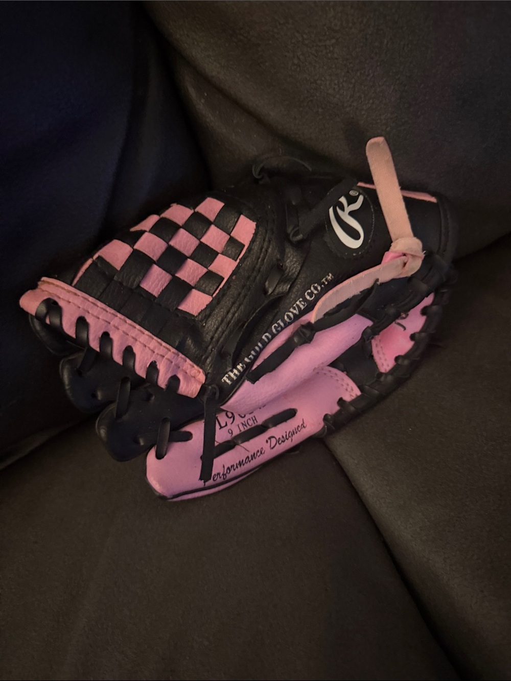 Left handed Thrower Rawlings Kids Pink and Black Baseball Glove -